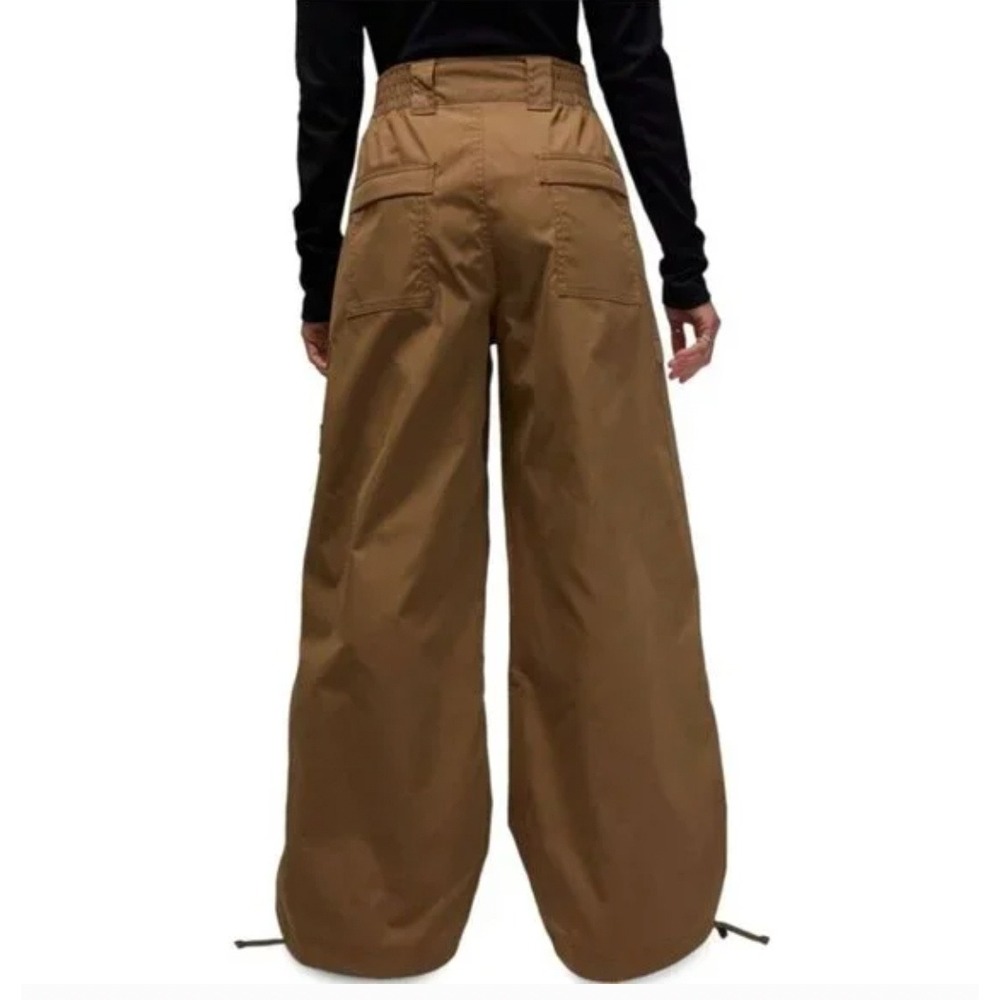 NWOT‎ Jordan Flight Cargo Pants Tan Wide Leg Drawstring Womens - Medium - Picture 2 of 16